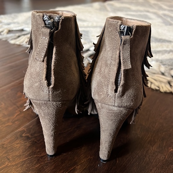Taupe grey fashion boots - Picture 4 of 5